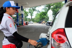Waduh, Ternyata sejak 2003 Tidak ada Mobil di Indonesia yang Cocok Pakai Premium
