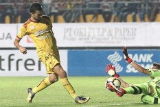 SRIWIJAYA FC VS PS TIRA : Babak Pertama, Sriwijaya FC Unggul 2-1