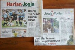HARIAN JOGJA HARI INI : Orang Tua Gruduk Dinas