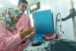 Mahasiswa UII Kembangkan Penelitian Obat Diabetes Perekat Kulit