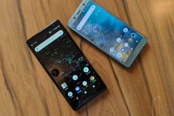 Jadi Ponsel Terberat, Sony Xperia XZ2 Premium Segera Mendarat