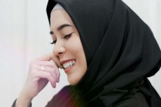 Bukan Hanya Nikita Mirzani, Artis Ini Juga Mulai Berhijab 