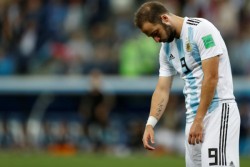 Juventus Prioritaskan Penjualan Higuain 