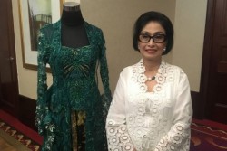 Kebaya Model Ini Bisa Bikin Anda Tampak Langsing