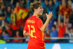 Perjalanan Karier Bek Favorit Pelatih Madrid Ini Mirip Film