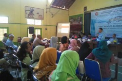 Warga Sendangmulyo Diajari Cara Sukses Budi Daya Ikan Lele