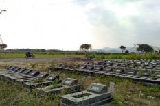 Jelang Pembangunan Konstruksi, PT Angkasa Pura I Sisir Makam
