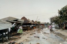 Wacana Penataan Tak Jelas, Pokdarwis Pantai Sepanjang Akan Bangun Talut di Sempadan Pantai