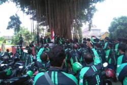 Ratusan Pengendara Grab DIY Gelar Aksi Menuntut Perubahan Harga dan Insentif
