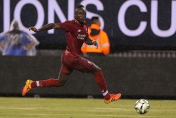 Liverpool Beri Mane Kontrak Baru dan Kenaikan Gaji