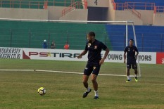MADURA UNITED VS PS TIRA : Gol Abu Bakr Bawa PS Tira Unggul 0-1 di Babak Pertama 