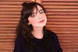 Foto Gadis di Kaus Ini Ternyata Diambil dari Akun Instagram Tanpa Izin