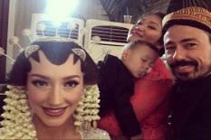 Ini Dia Varsha Strauss, Bule Cantik Istri Cucu Soeharto yang Tampil bak Putri Jawa