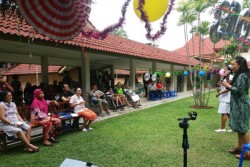 Moms, Suami Juga Berperan Penting Persiapkan ASI Loh