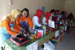 Lomba Masak Jajanan Nusantara Tempoe Doloe Tingkatkan Kreativitas dan Kerukunan