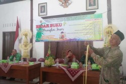 BPAD Ajak Warga Bantul Belajar Seni Merangkai Janur