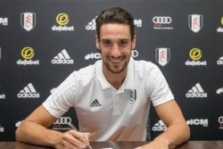 Fulham Pinjam Kiper Sergio Rico dari Sevilla