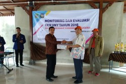Dinilai Banyak Manfaat, Proker KKN Diimbau Ada Kelanjutan