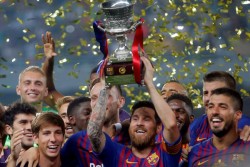 Sejarah VAR & Pujian untuk Dembele saat Barca Juara Piala Super Spanyol