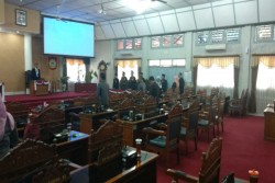 Astaga...Sidang Paripurna HUT RI di DPRD Gunungkidul Justru Banyak Kursi Kosong