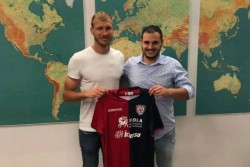 Cagliari Dapatkan Ragnar Klavan dari Liverpool
