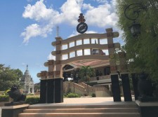 Piknik Tenang di Vihara Dhamma Sundara Solo