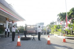 Meriahnya HUT Kemerdekaan di Santika Premiere
