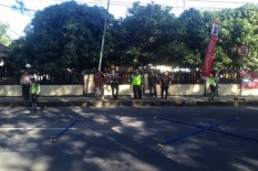 Polisi Gelar Olah TKP Kasus Mercedes-Benz Tabrak Honda Beat di Solo