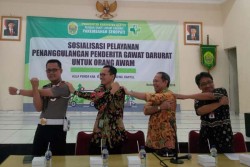  Para Awak Ambulans Swasta Dilatih Menangani Kegawatdaruratan