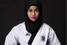 Defia Rosmaniar Disambut Penuh Sukacita di Kampusnya