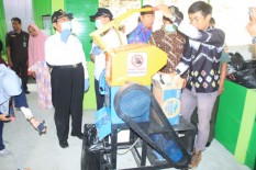 Wuihh…, Jalur Sentolo-Dekso Bakal Diperkeras dengan Aspal Campur Plastik Kresek 