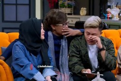 Rizky Febian dan Adiknya Tak Kuasa Menahan Air Mata saat Dipeluk Sule