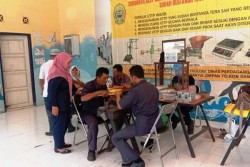 Puluhan Timbangan Pedagang Pasar Piyungan Ditera Ulang