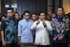 Ini Alasan Sandiaga Uno Pilih Kemeja Berbeda Warna dengan Prabowo