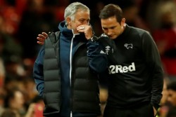 Piala Liga: United Disingkirkan Derby County, Mou Kalah Hebat dari Lampard