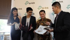 Produk Baru dari TP-Link, Bohlam Pintar dan Router Tri-Band