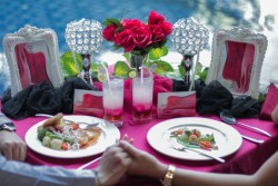  Mau Makan Malam Romantis Tapi Harga Bersahabat?