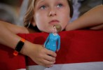 Anak Mulai Tergantung Benda Kesayangan, Ini Kiat Mengatasinya