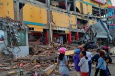 GEMPA DONGGALA : Jalan Rusak, Bantuan Pemerintah Tak Bisa Masuk ke Lokasi Bencana