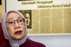 Usai Operasi Plastik, Apakah Ratna Sarumpaet Makin Cantik? Yuk Bandingkan Transformasi Wajahnya dari Kecil