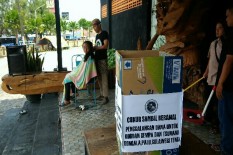 Salut, Tukang Cukur di Gunungkidul Ikut Donasikan Bantuan kepada Korban Gempa Sulteng