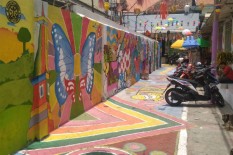 Gang TK Pangudi Luhur Penuh Warna dan Tokoh Wayang