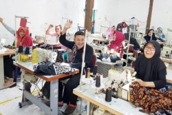 Santri Milenial dalam Bingkai Batik