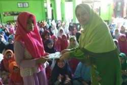 Dosen FK UII Beri Layanan Kesehatan di Pondok Pesantren