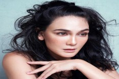 Hah, Malam-malam Luna Maya Datangi Tempat Semedi Suzzanna