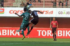 MOJOKERTO PUTRA VS PSS SLEMAN : Babak Pertama, PSS Tertinggal 2-0 