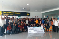 Ungkapan Kebahagiaan para Relawan PLN setelah Berhasil Terangi Sulteng