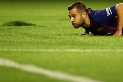 Juventus Lirik Marcelo dan Jordi Alba