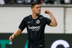 Top Scorer Bundesliga: 7 Gol, Luka Jovic & Alcacer di Peringkat Pertama