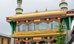 Terletak di Tibet, Masjid Lhasa Jadi Paling Tinggi di Dunia